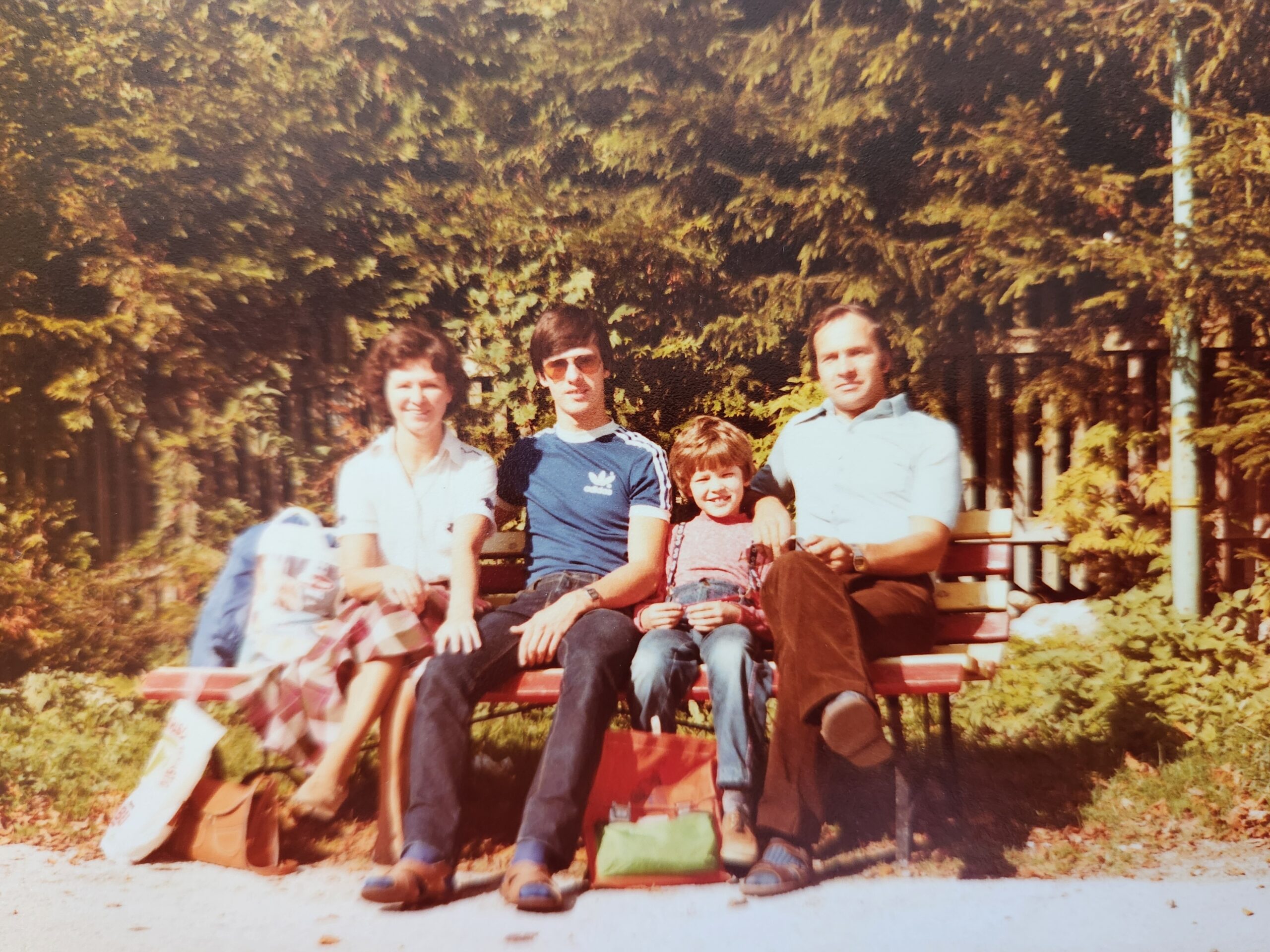 Eric Saczuk Eric Saczuk